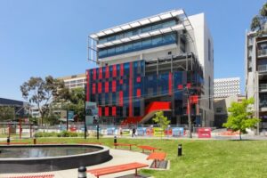 Swinburne International Excellence Undergraduate and Postgraduate Scholarships 2020-2021