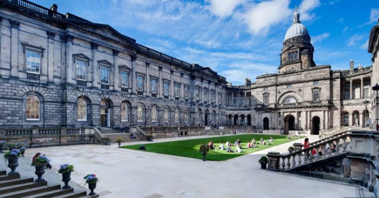 University of Edinburgh Global Undergraduate Mathematics Scholarships 2022-23