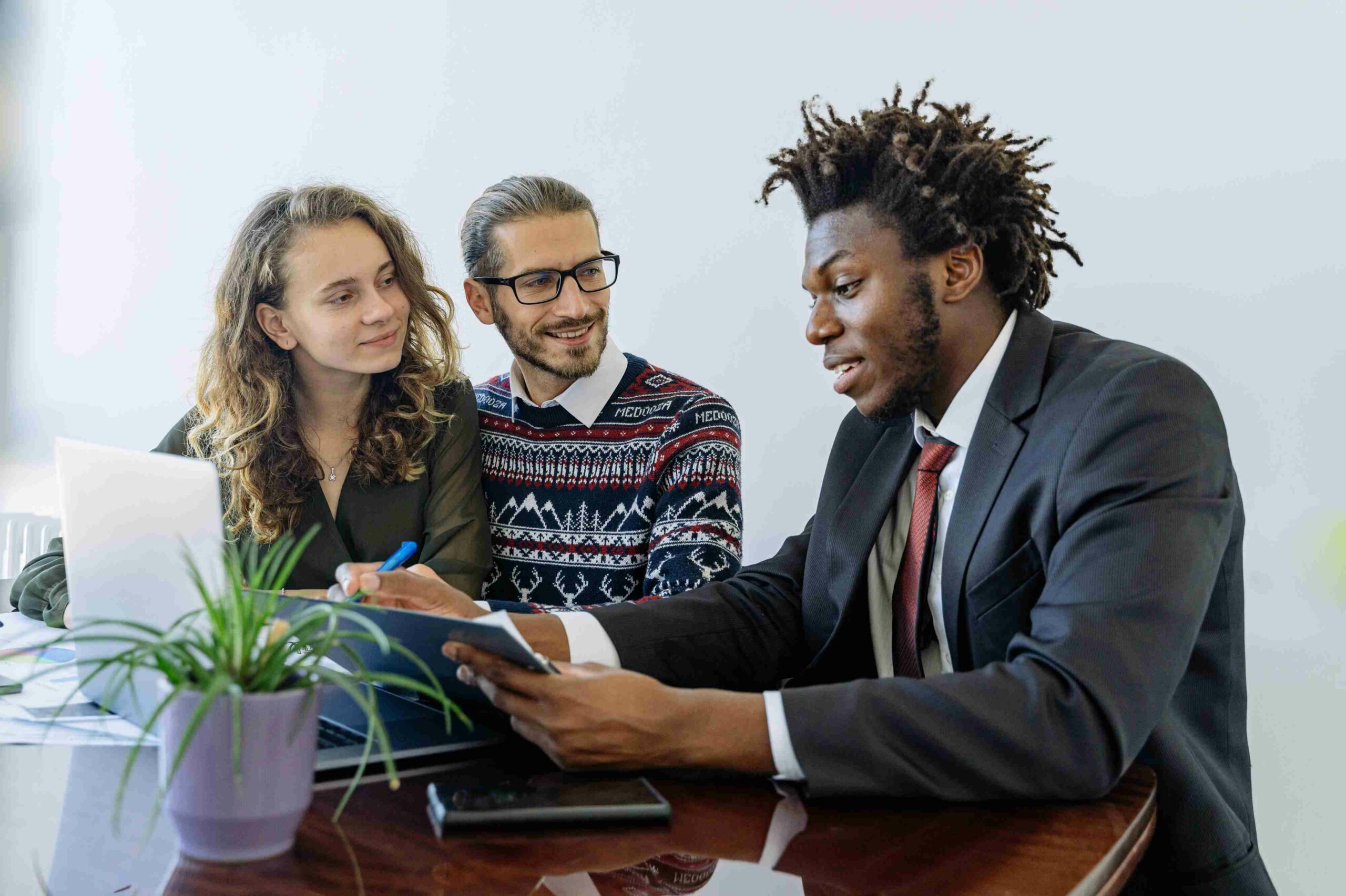 Tax Customer Relationship Manager Job in United Kingdom with Visa Sponsorship